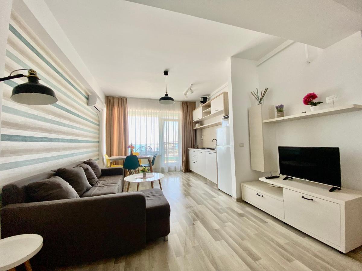 Valy Apartments Summerland Mamaia Luaran gambar