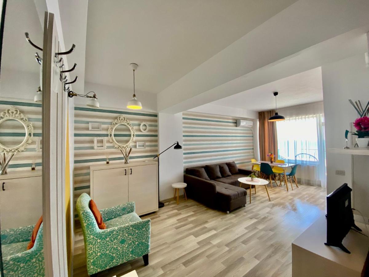 Valy Apartments Summerland Mamaia Luaran gambar
