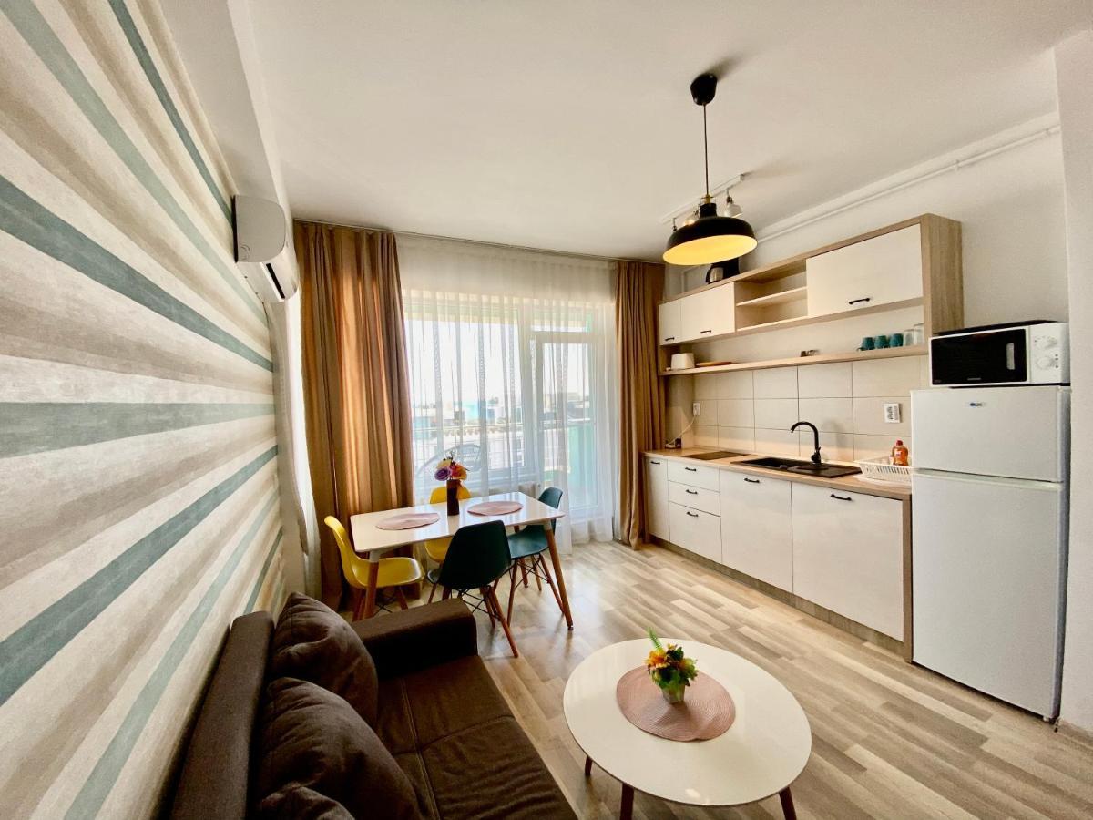 Valy Apartments Summerland Mamaia Luaran gambar
